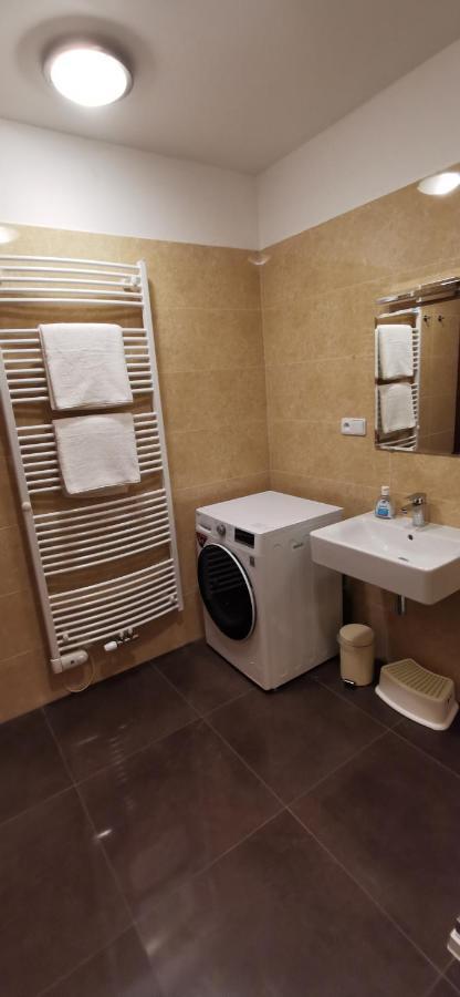 Moser Apartment Carlsbad Κάρλοβι Βάρι Εξωτερικό φωτογραφία